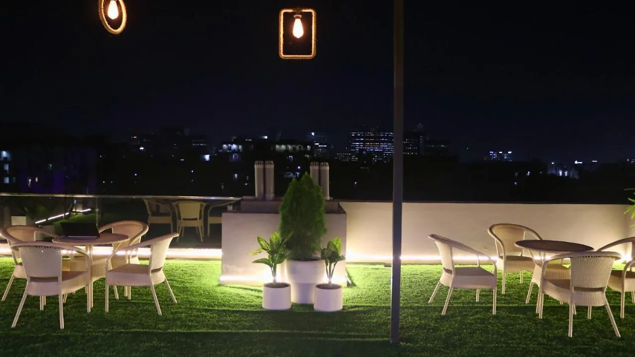 Fuji Ryokan Corporate Stays Γκουργκάον Ξενοδοχείο